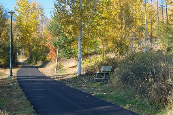 Arnold Lauriente Way - a public path in Warfield BC